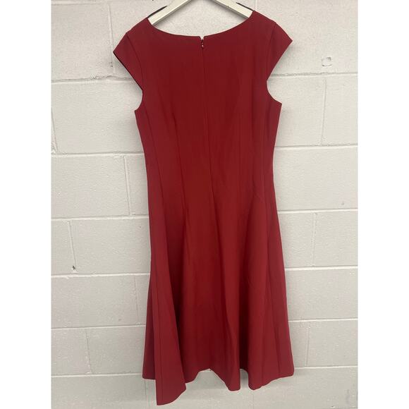NWT Ann Taylor Sz 6 Red Paneled V-Neck Flared Cap Sleeve Midi Cocktail Dress - Picture 5 of 5